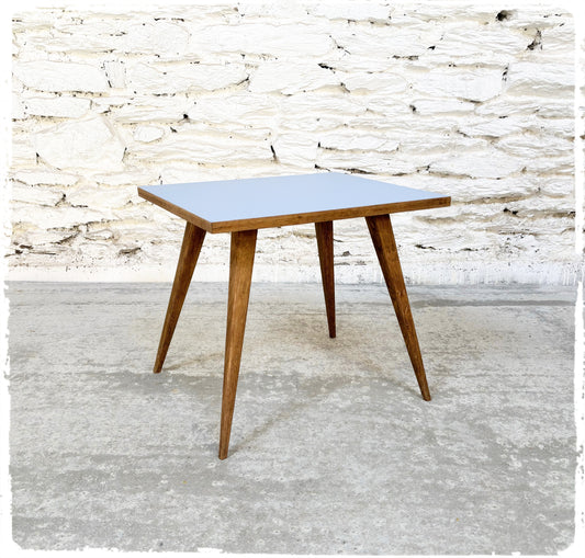 Petite Table Basse Vintage en Chêne Pieds Compas Revisitée