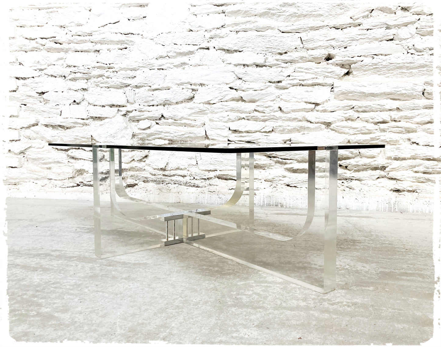 Table Basse Vintage en Lucite et Verre Fumé par Michel Dumas 1970