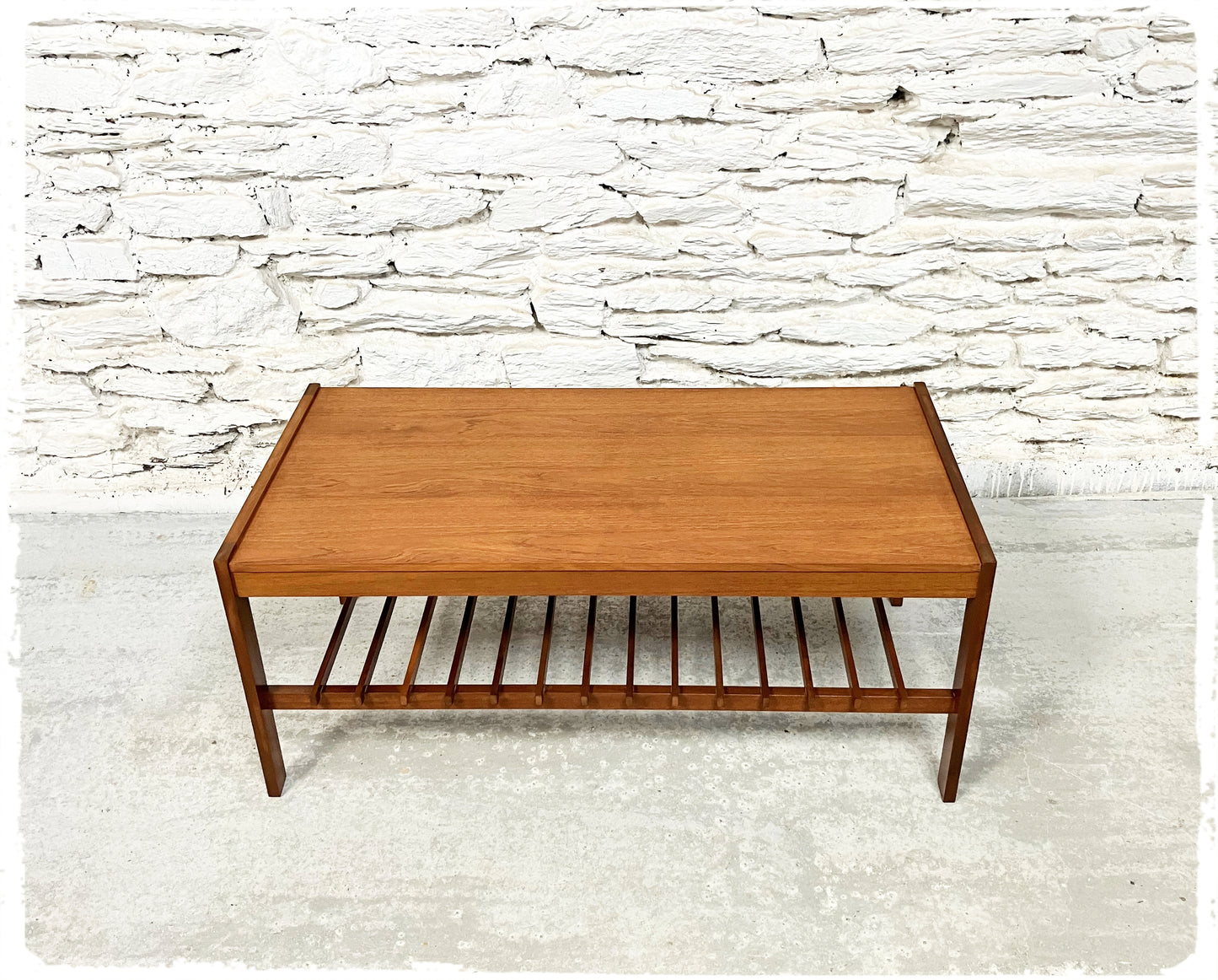 Table Basse Vintage Scandinave en Teck