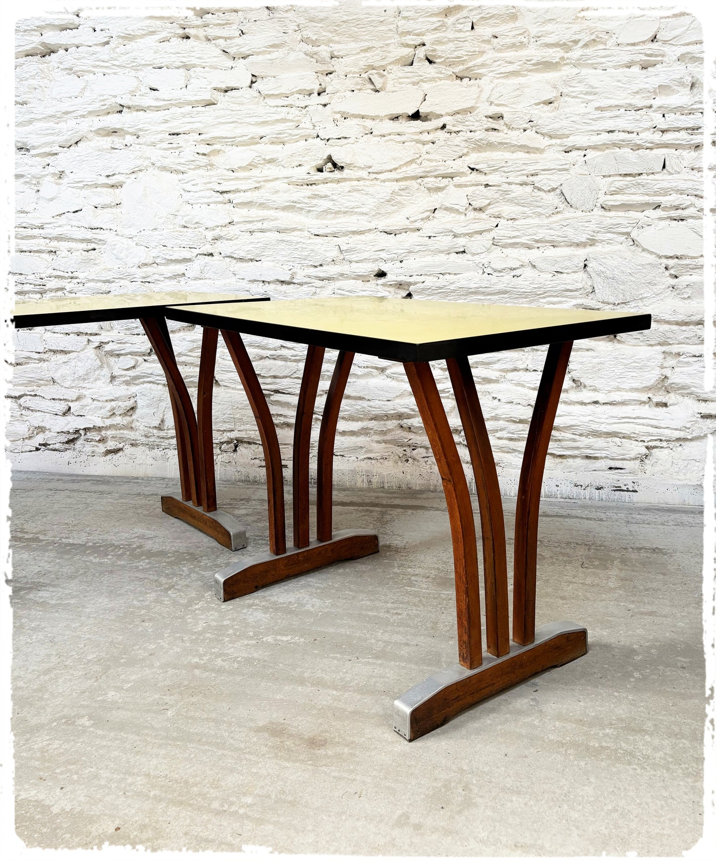 Table Bistrot Vintage Années 50 Formica Jaune