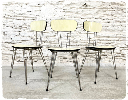 Ensemble Vintage Table et Chaises Pieds Eiffel en Formica Jaune Pale