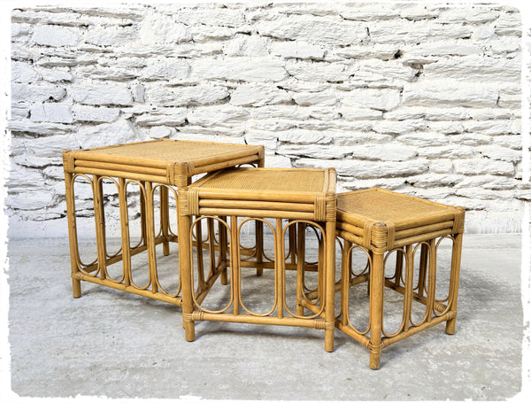 Tables Basses Gigognes Vintage en Rotin et Cannage
