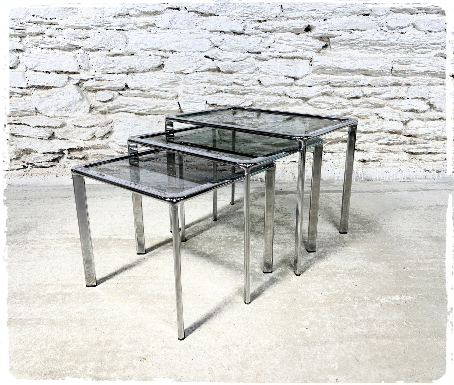 Tables Basses Gigognes Vintage Métal et Verre Fumé