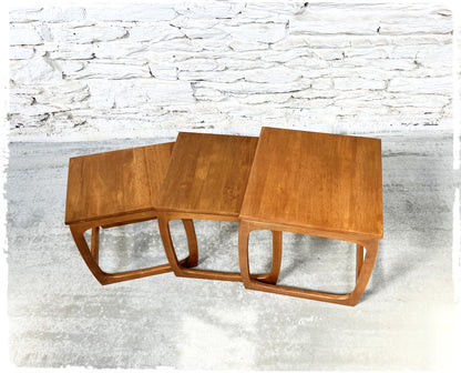 Tables Basses Gigognes Vintage