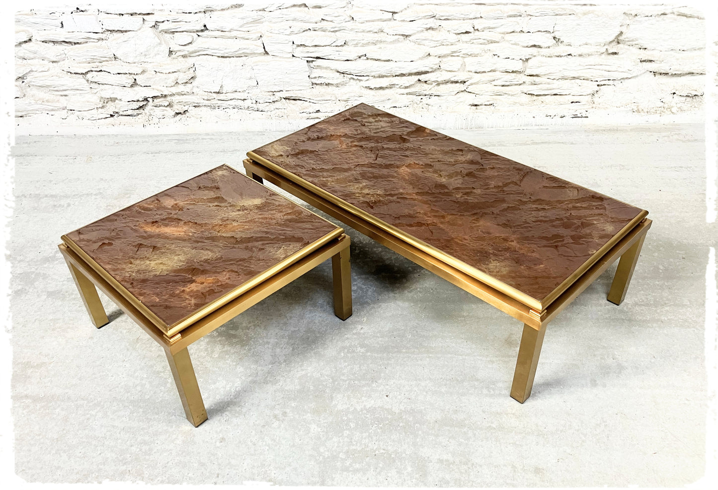 Duo de Tables Basses Vintage Laiton & Verre Eglomisé Années 70