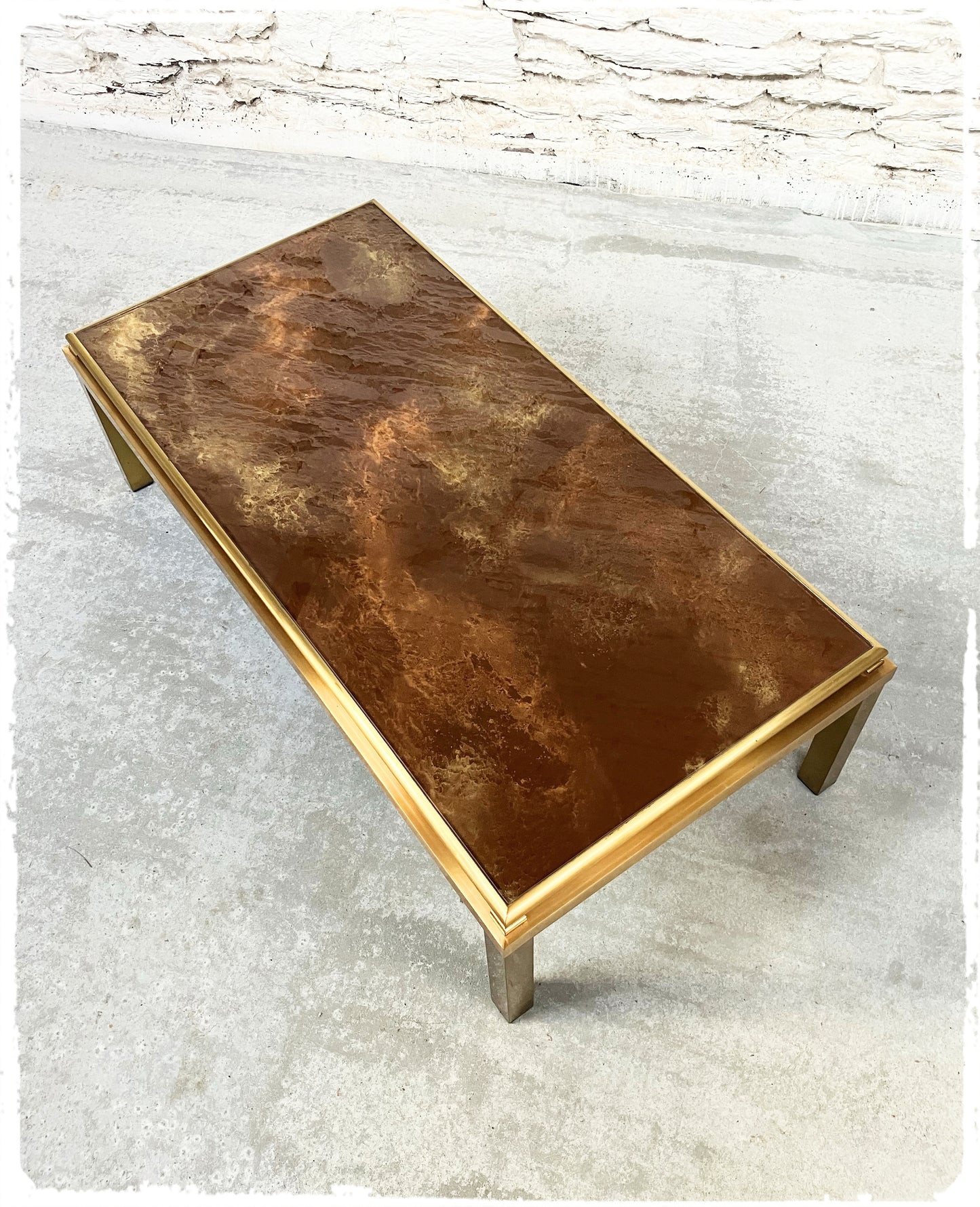 Duo de Tables Basses Vintage Laiton & Verre Eglomisé Années 70