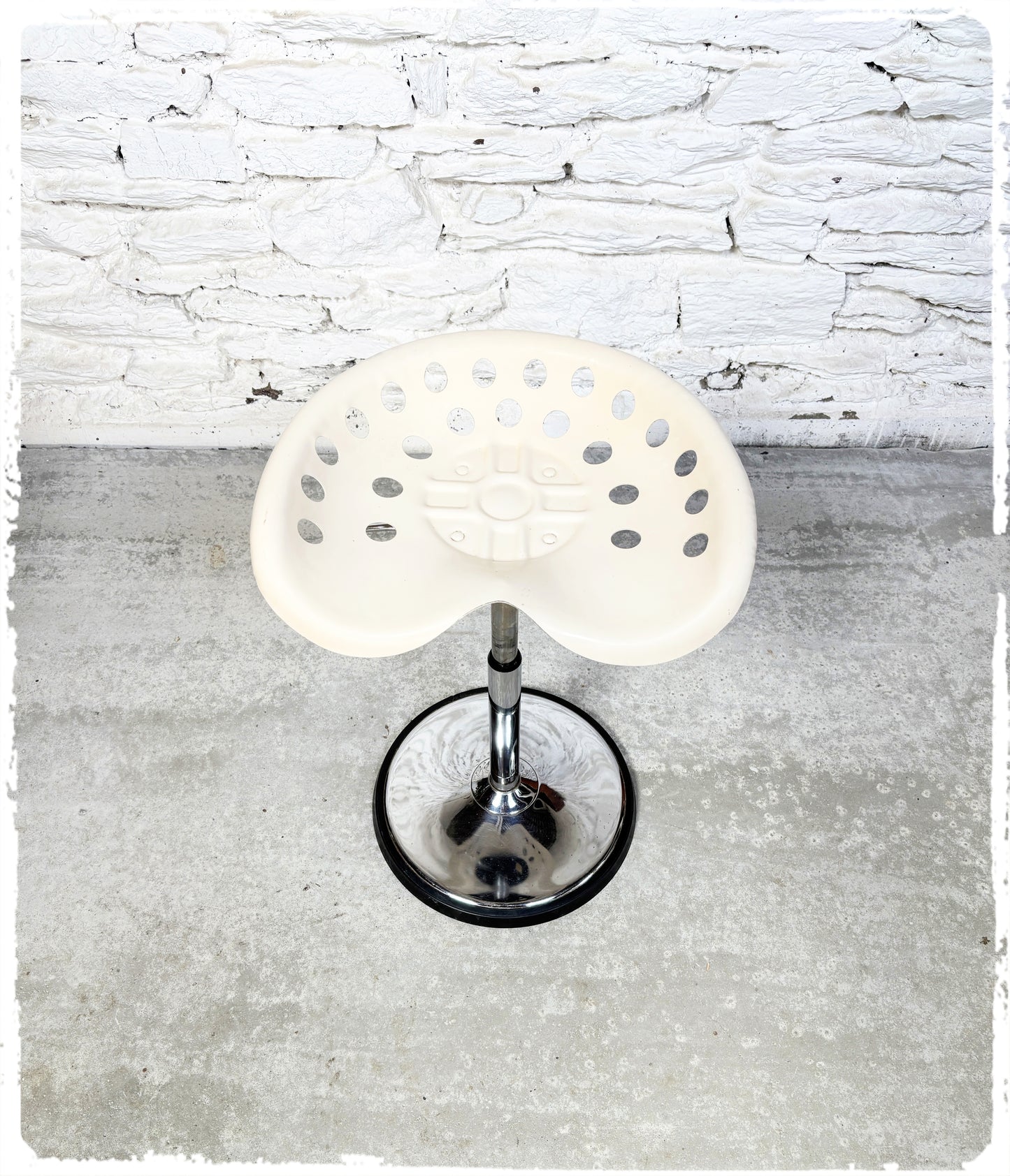 Tabouret Vintage Années 70 Faucheuse par Etienne Fermigier Mirima