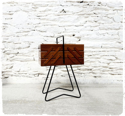 Grande Travailleuse Vintage Moderniste Chêne Pieds Métal