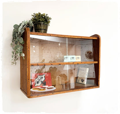 Vitrine Vintage en Rotin