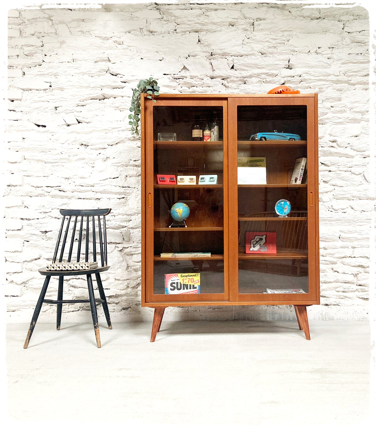 Bibliothèque Vitrine Vintage Scandinave en Teck Pieds Compas Poul HUNDEVAD