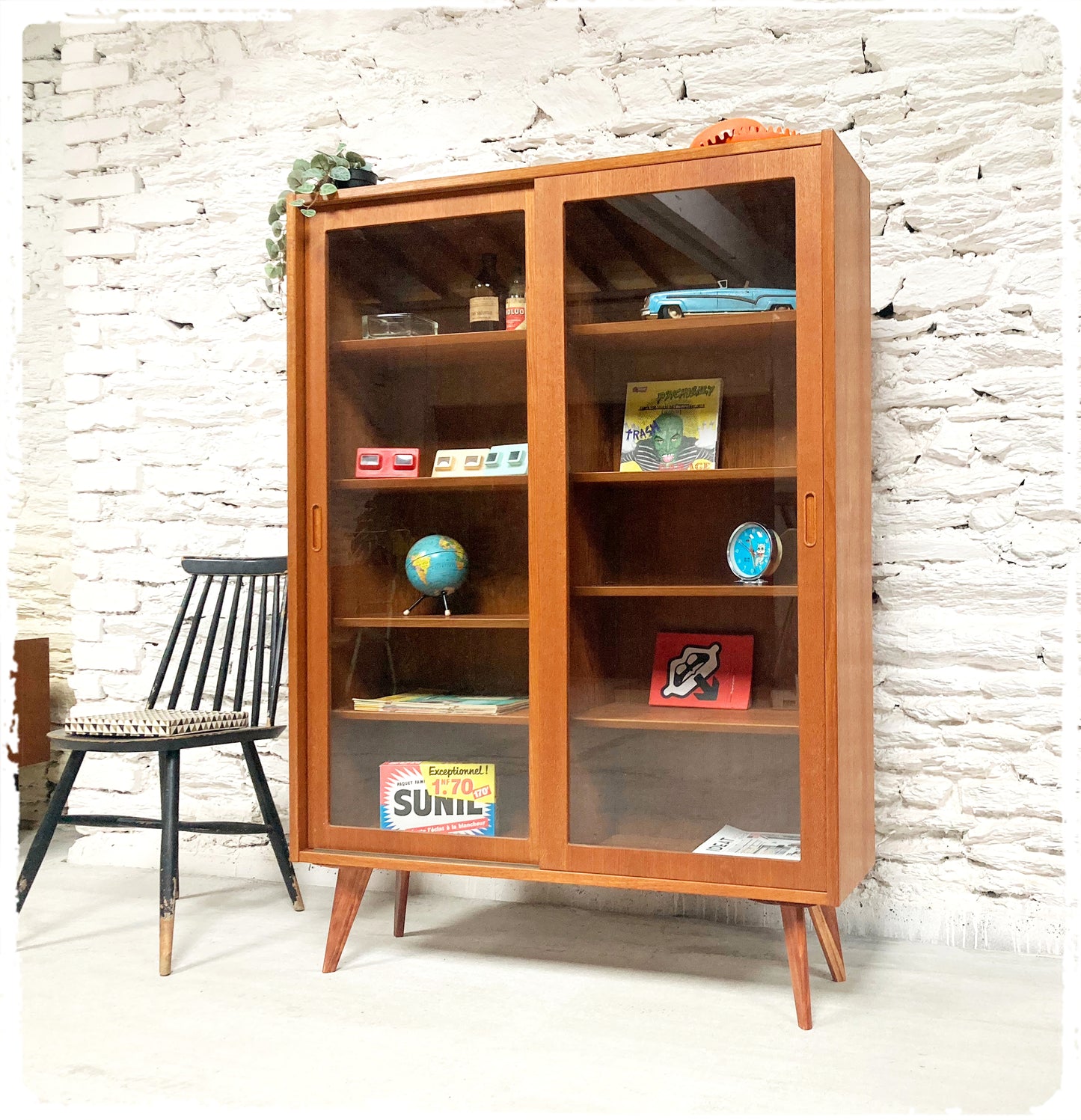 Bibliothèque Vitrine Vintage Scandinave en Teck Pieds Compas Poul HUNDEVAD