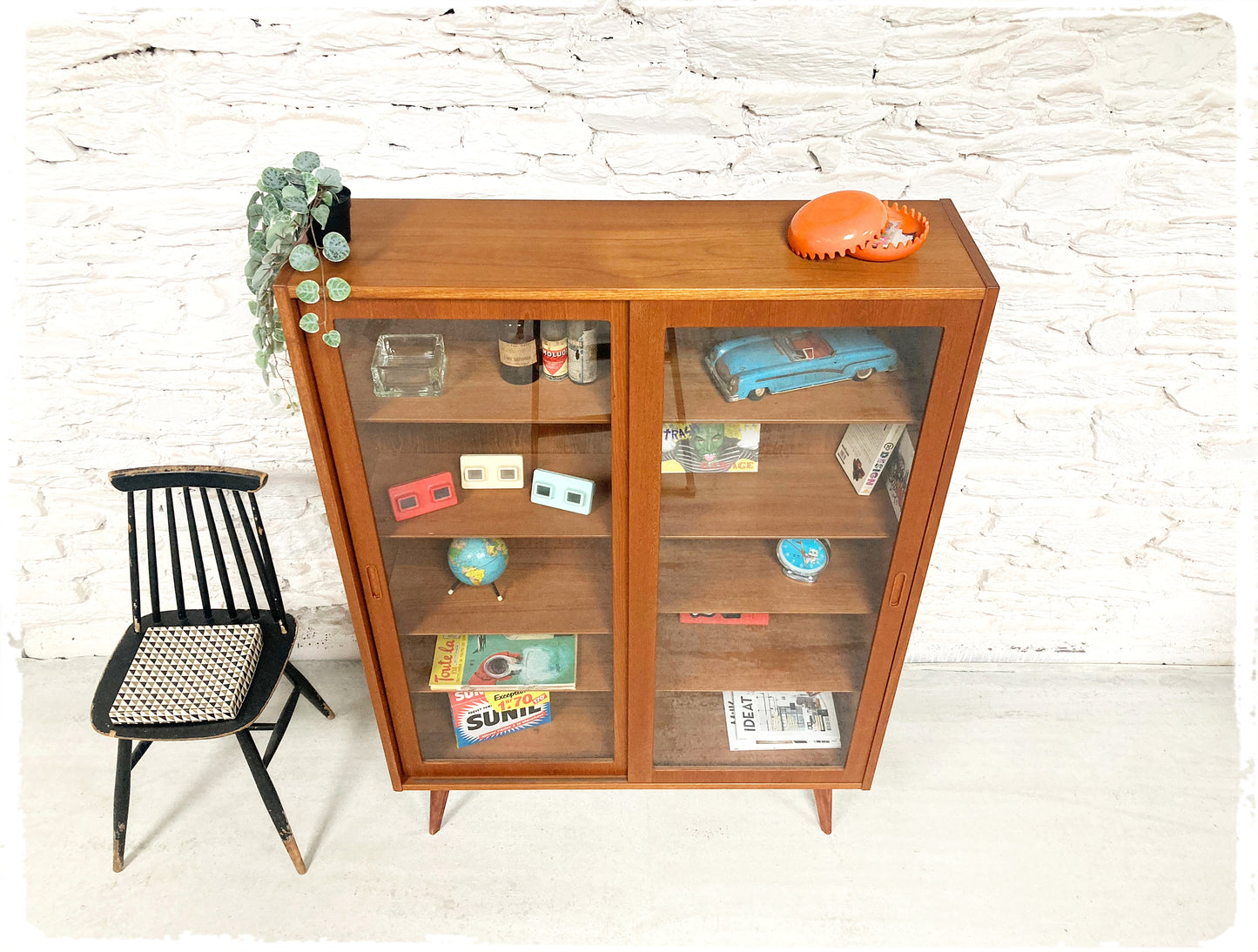 Bibliothèque Vitrine Vintage Scandinave en Teck Pieds Compas Poul HUNDEVAD