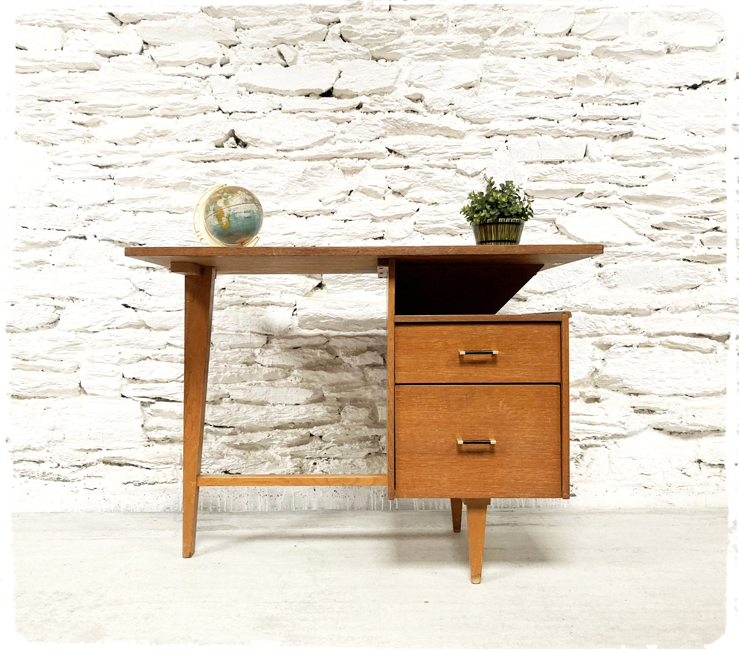 Bureau Vintage Tripode Forme Libre Années 50 Bois Doré