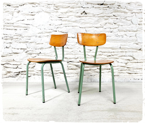 Chaises d'École Vintage Années 60