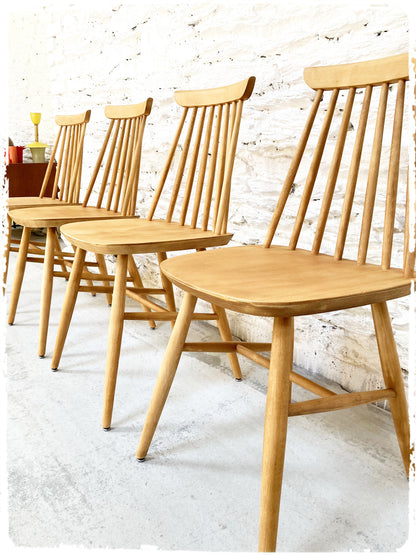 Suite de 4 Chaises Vintage Pieds Compas Thonet