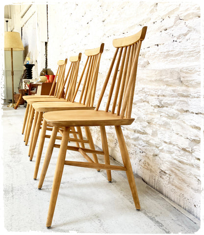 Suite de 4 Chaises Vintage Pieds Compas Thonet