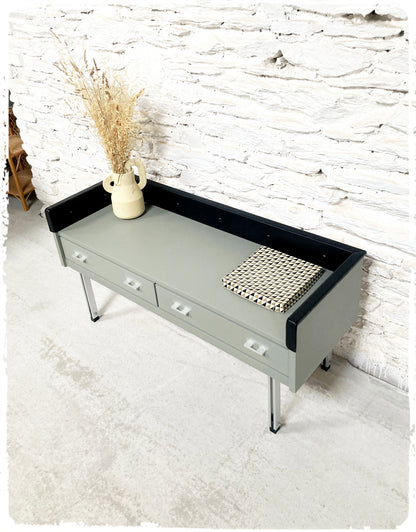 Petite Enfilade Basse Vintage Pieds Métal Revisitée