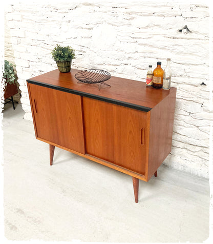 Buffet Bas Vintage Scandinave en Teck Poul HUNDEVAD