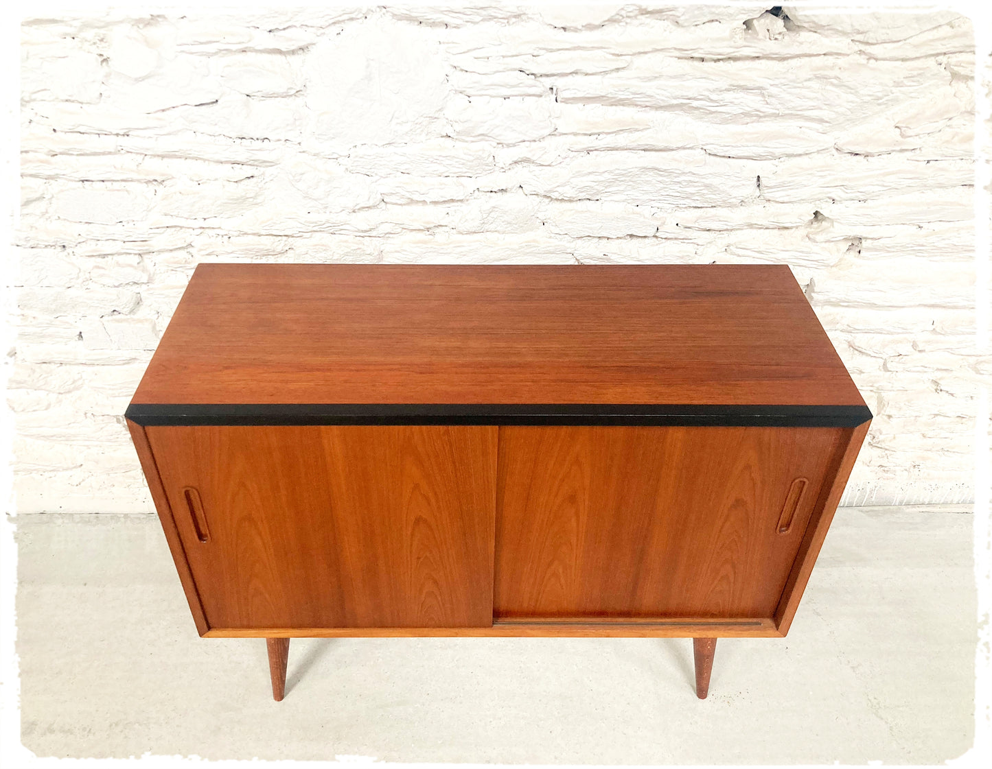 Buffet Bas Vintage Scandinave en Teck Poul HUNDEVAD
