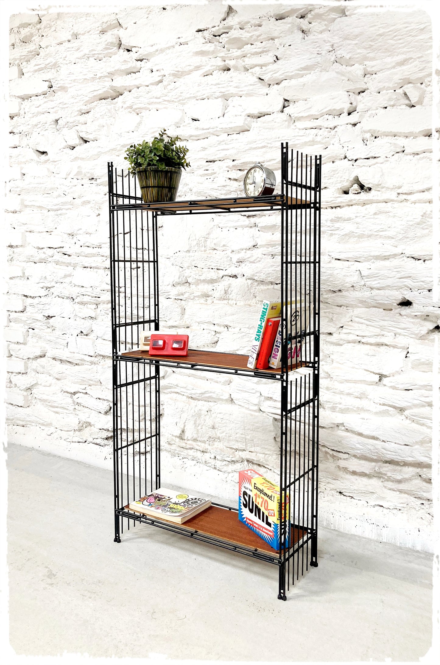 Étagère Petite Bibliothèque Vintage en Métal et Bois Style String