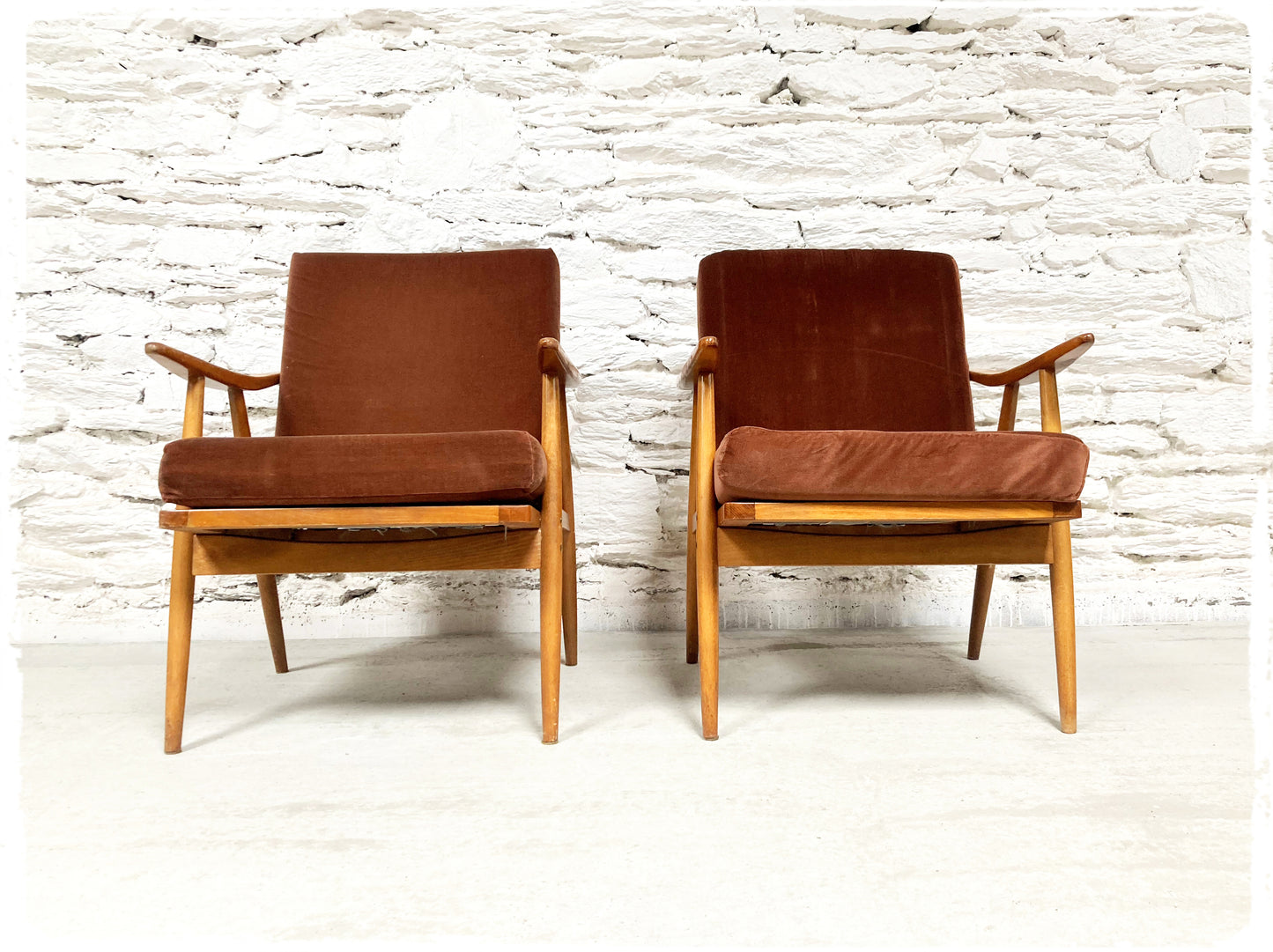 Fauteuil Vintage Thonet Accoudoirs Boomerang Pieds Compas
