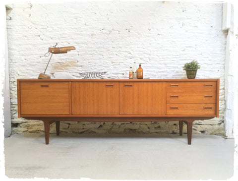 Grande Enfilade Vintage Style Scandinave en Teck