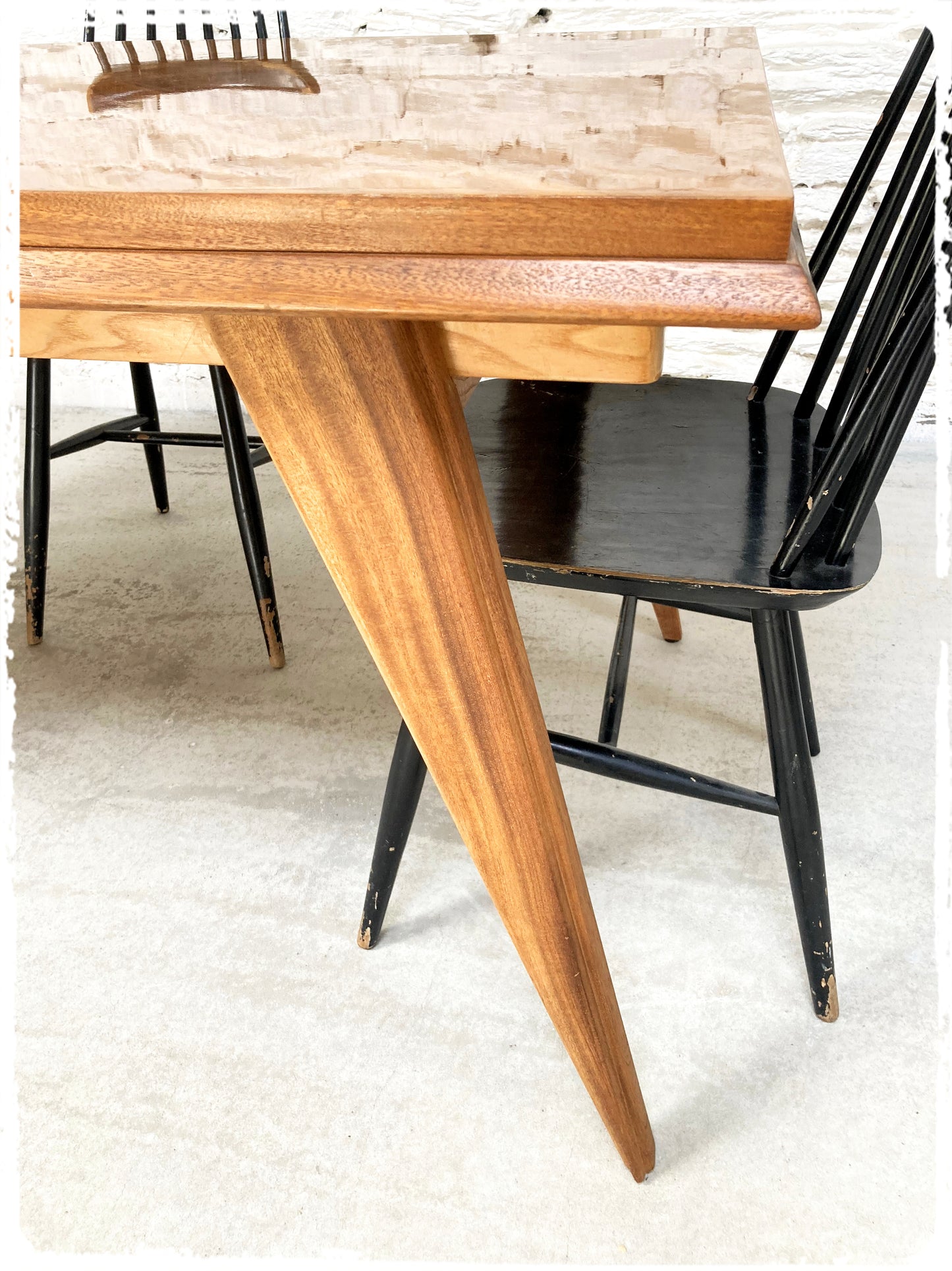 Grande Table à Manger Vintage Pieds Compas Extensible