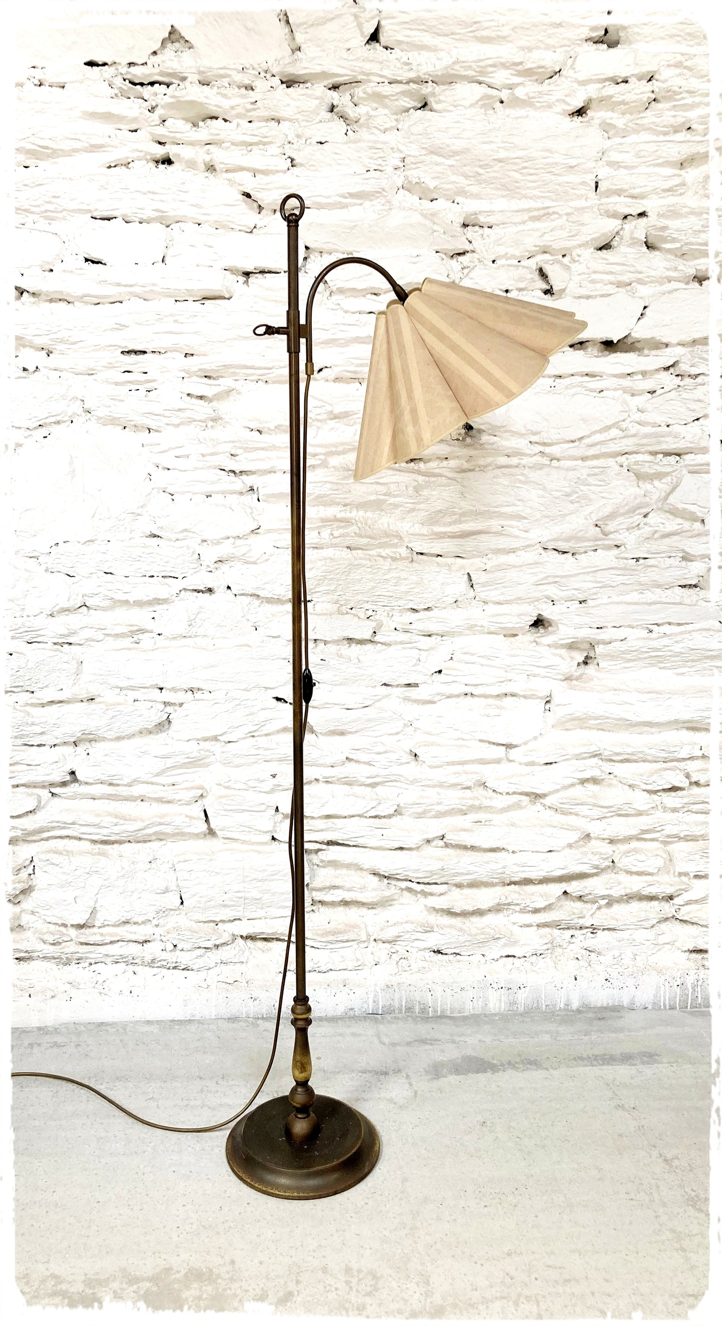 Lampadaire Liseuse Vintage Laiton Abat Jour Fleur
