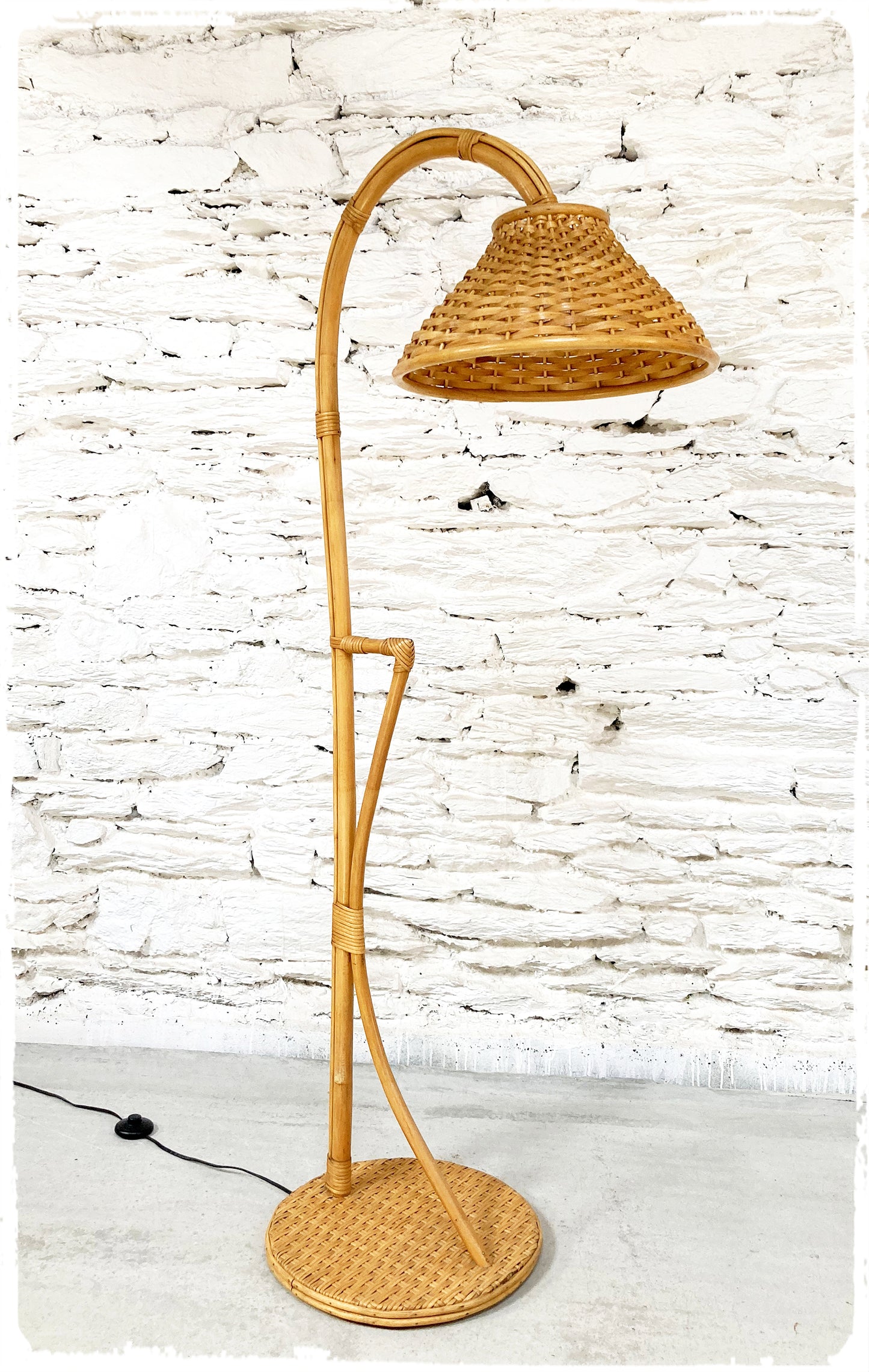 Lampadaire Vintage en Rotin