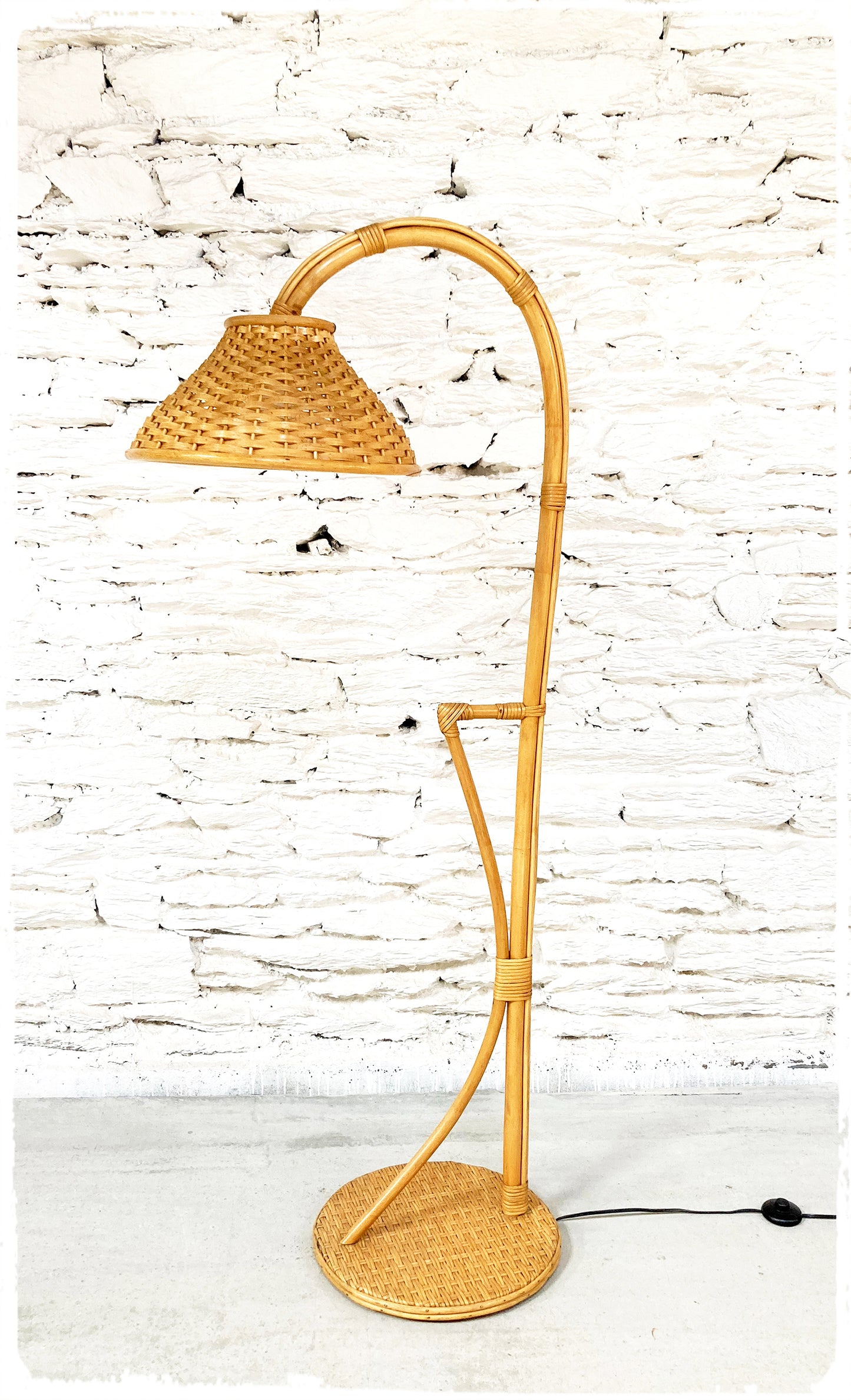 Lampadaire Vintage en Rotin