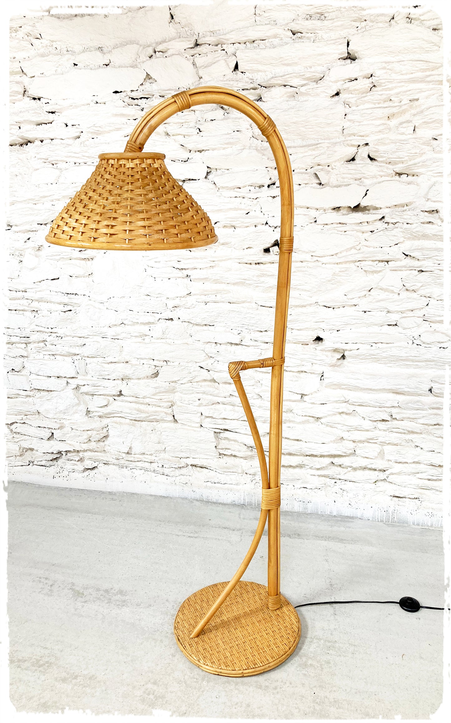 Lampadaire Vintage en Rotin