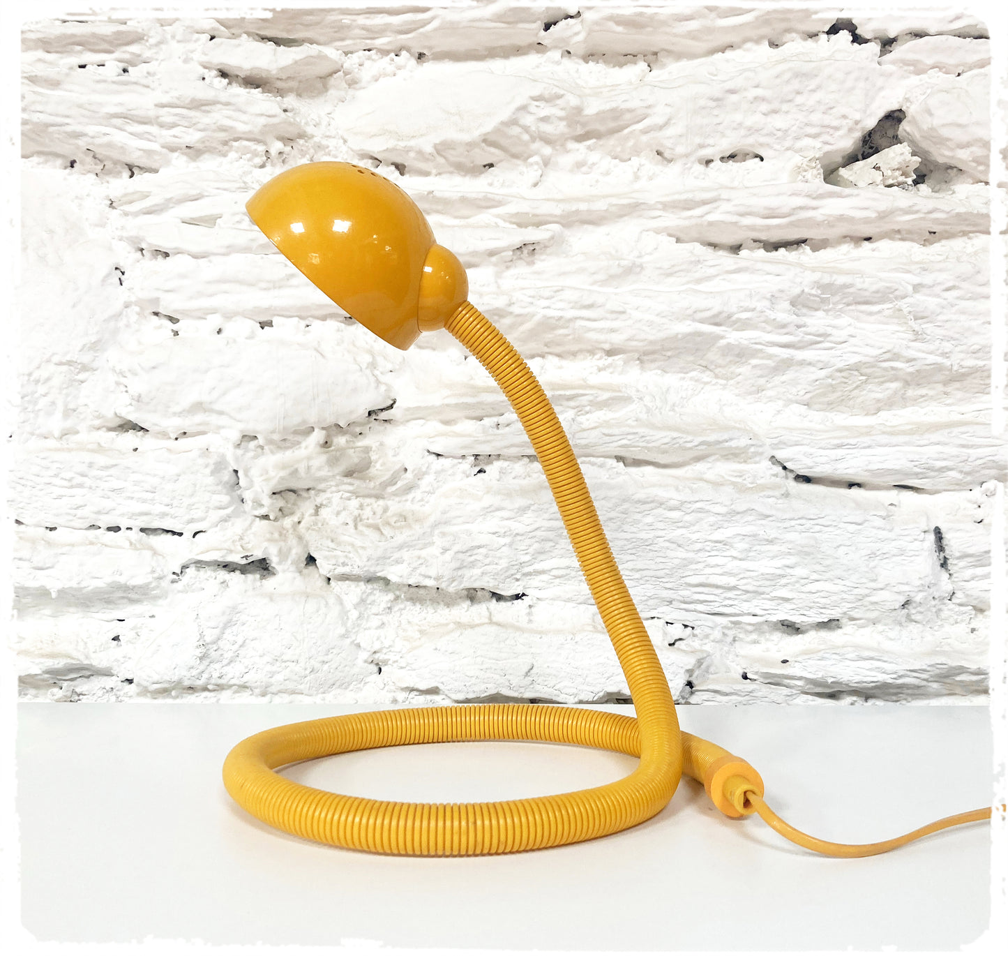 Lampe de Bureau Vintage Serpent Jaune Style "Hebi" Isao Hosoe