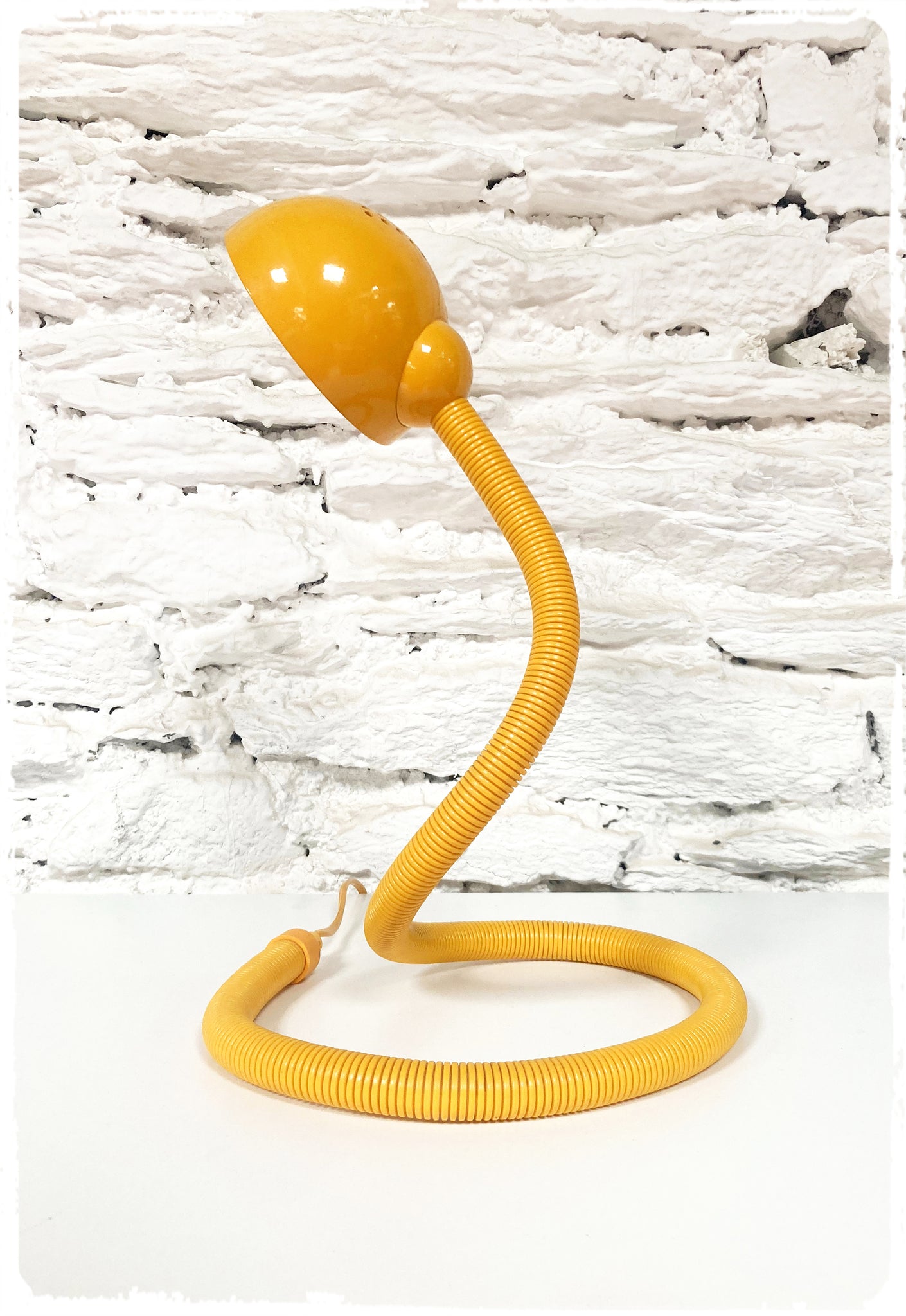 Lampe de Bureau Vintage Serpent Jaune Style "Hebi" Isao Hosoe