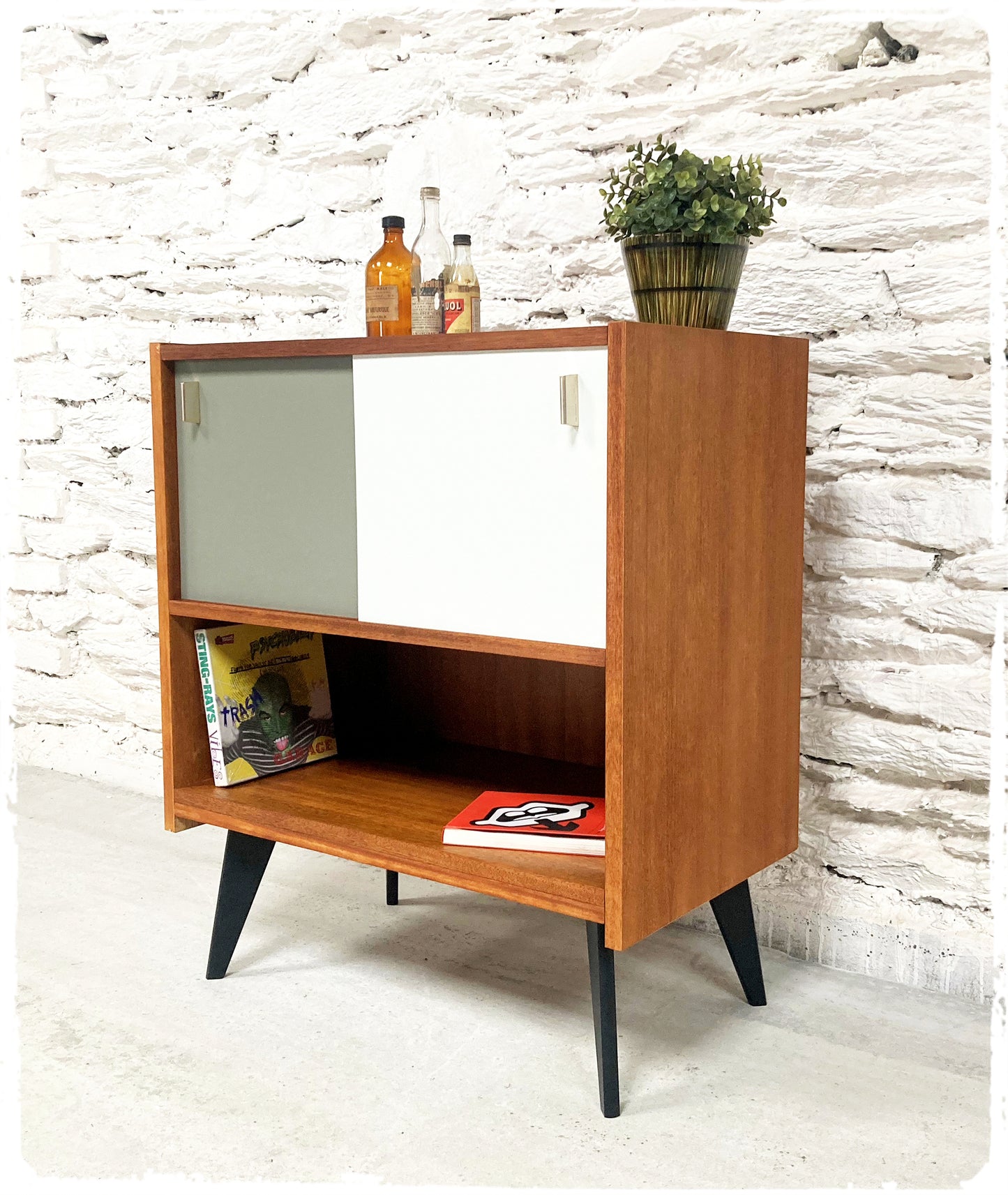Meuble d'Appoint Rangement Vintage Pieds Compas