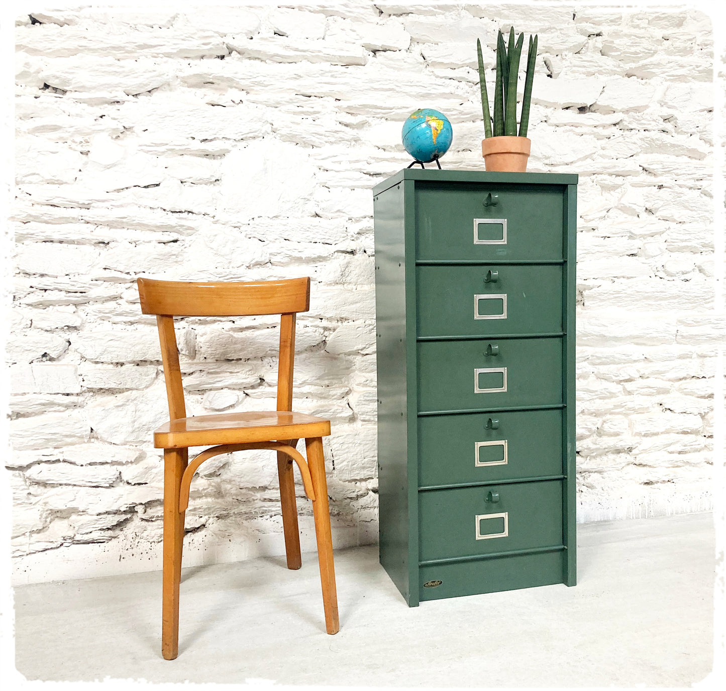 Meuble de Métier d'Atelier Vintage à Clapets Strafor