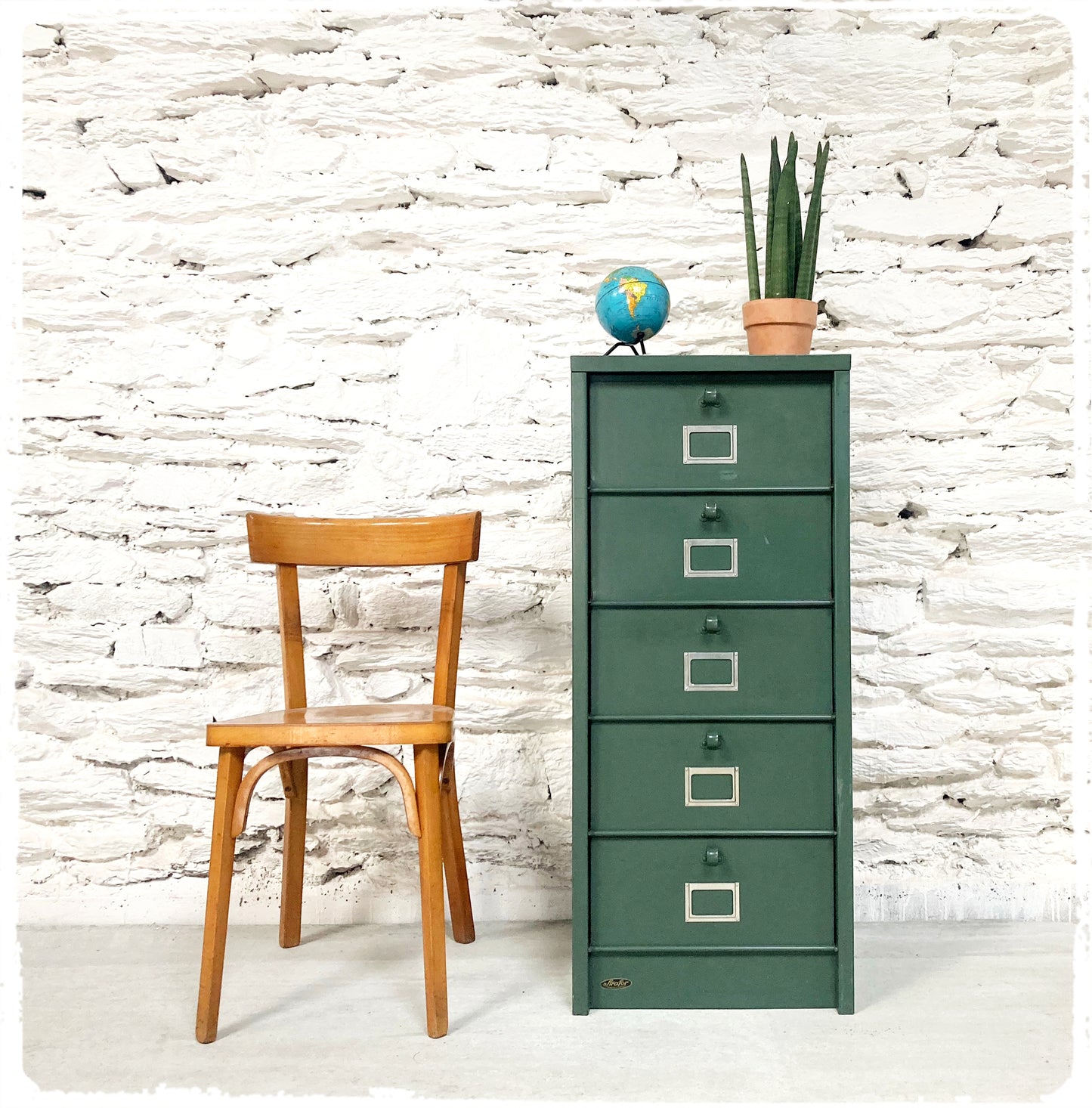 Meuble de Métier d'Atelier Vintage à Clapets Strafor