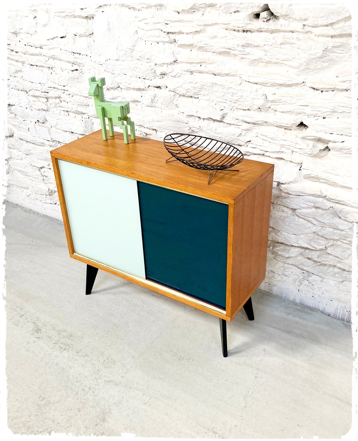 Meuble d'Appoint Rangement Vintage Pieds Compas Revisité