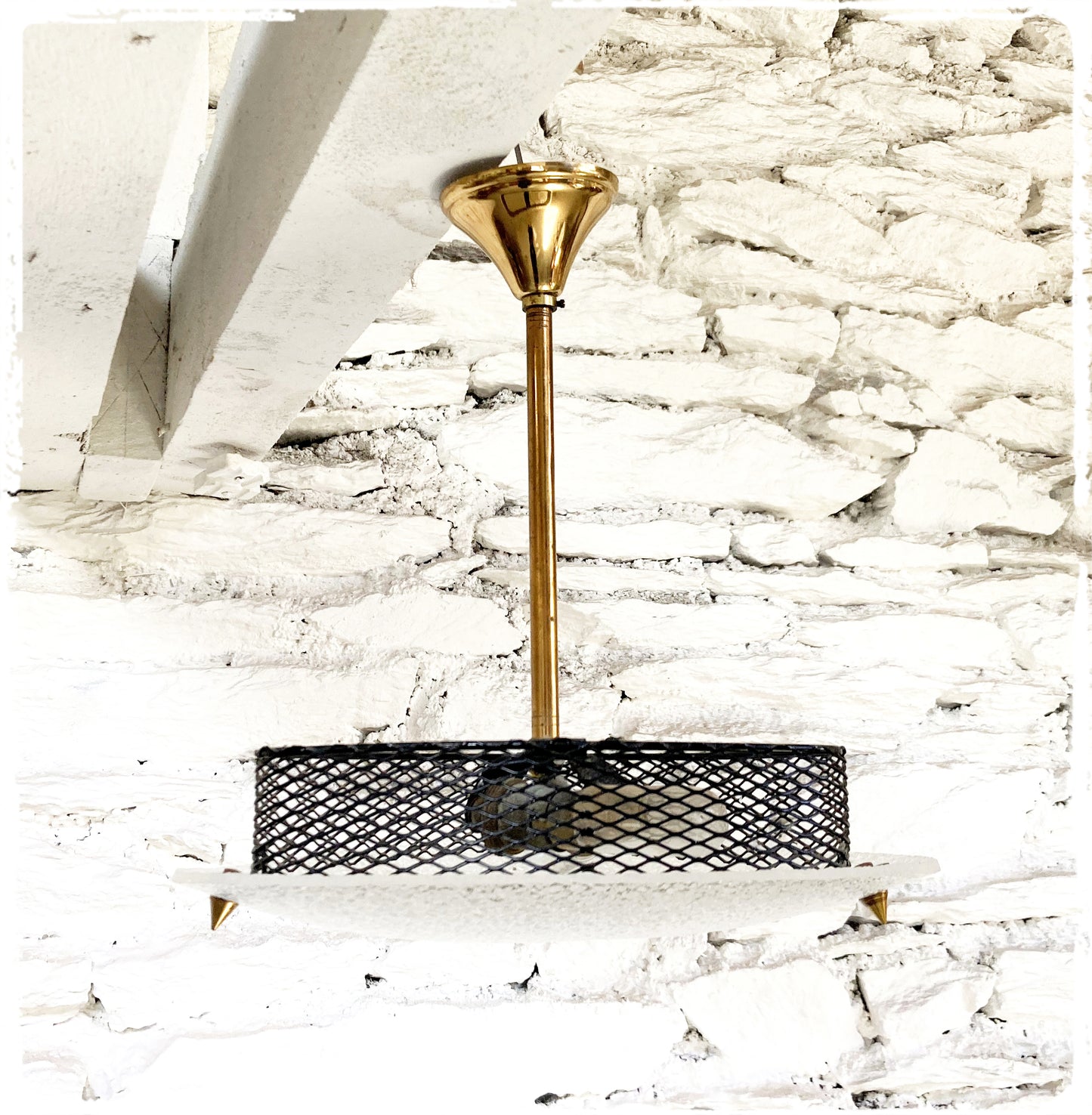 Suspension Lustre Vintage Laiton, Métal Ajouré et Perspex Granité