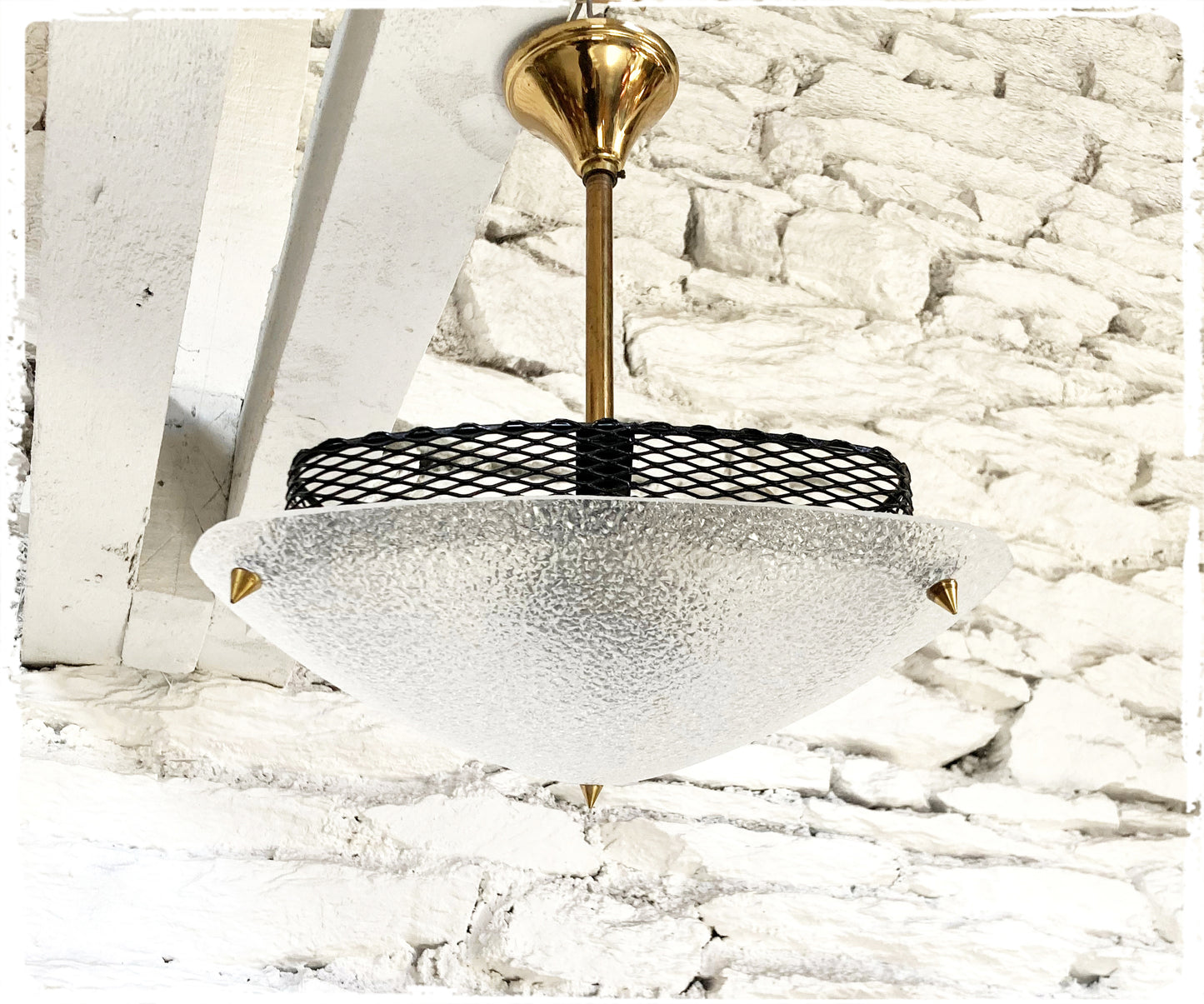Suspension Lustre Vintage Laiton, Métal Ajouré et Perspex Granité
